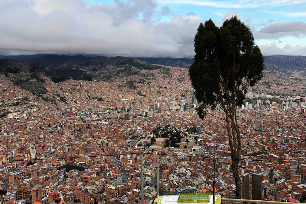 旅と手しごと ボリビアの最大都市 ラパス 魔女通りで出会った手仕事たち 旅茶時間
